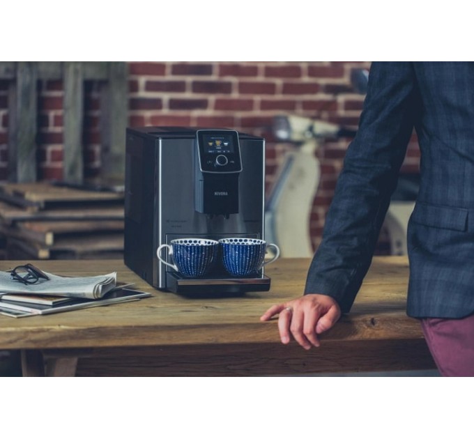 Nivona Кавомашина Nivona CafeRomatica NICR 825