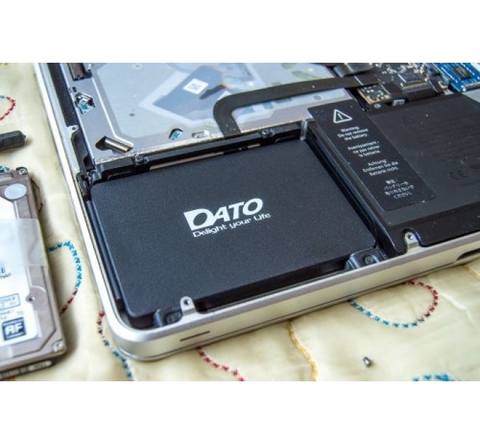 Накопичувач SSD  256GB Dato DS700 2.5" SATAIII TLC (DS700SSD-256GB)